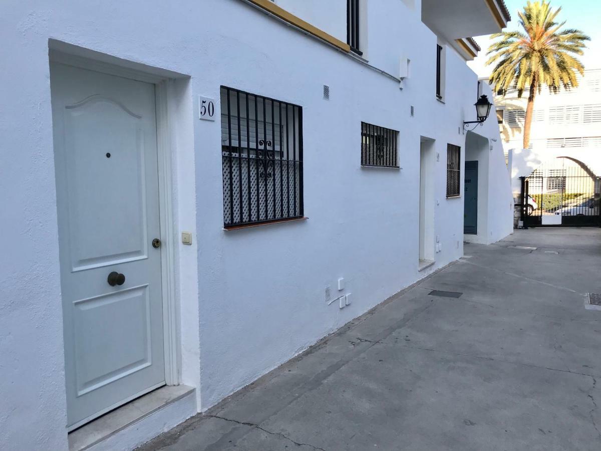 Apartamento Holidays On The Beach Torremolinos Exterior foto