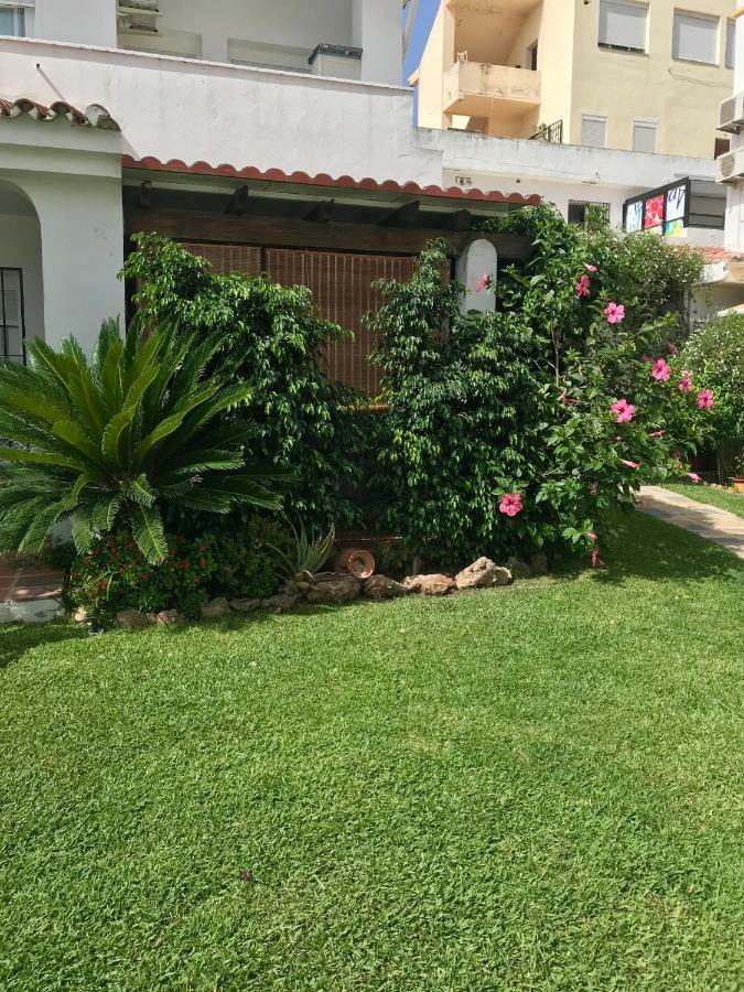 Apartamento Holidays On The Beach Torremolinos Exterior foto